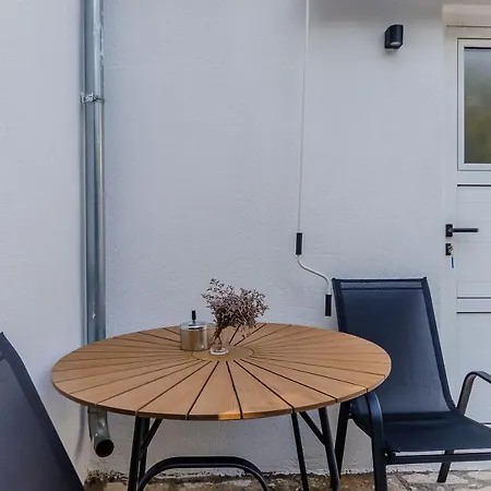 Apartments Milan Rogoznica  Extérieur photo