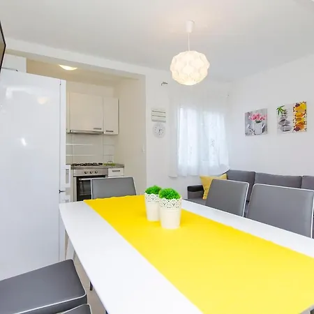 Apartments Milan Rogoznica  Extérieur photo